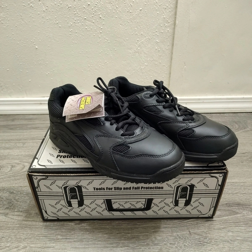 Shoes for Crews Mens Size 8.5 Anti Slip Shoes Oil & Slip Resistant Footwear